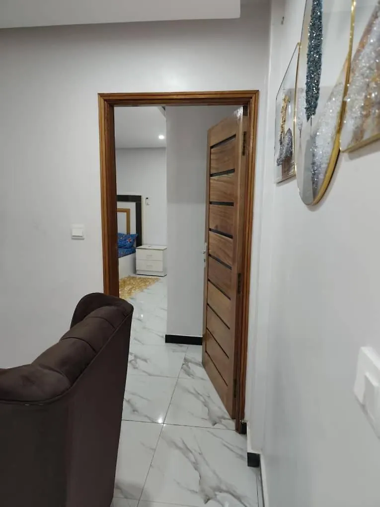 2C Appartement Kdl Dakar 0*,